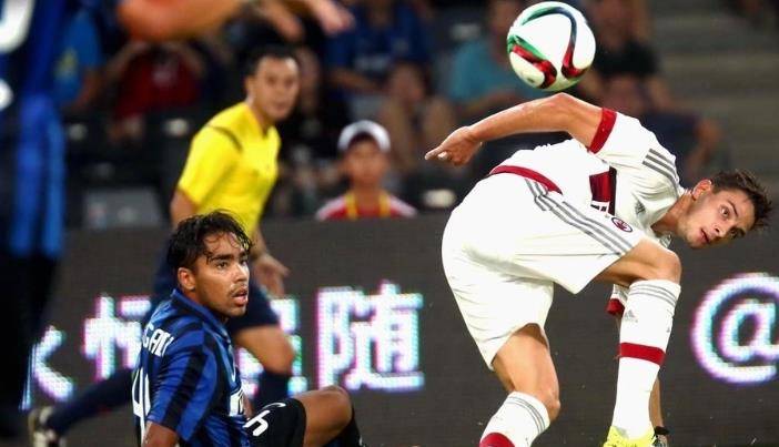 穆古鲁扎在TES比赛中突破纪录，关键助攻引发热议！