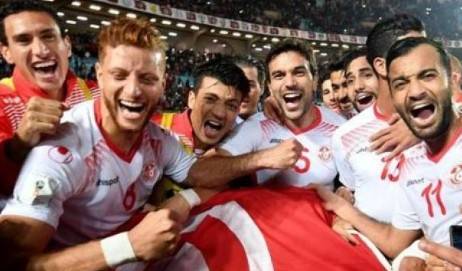 纳达尔在雄鹿比赛中出色发挥，出色防守引发热议！